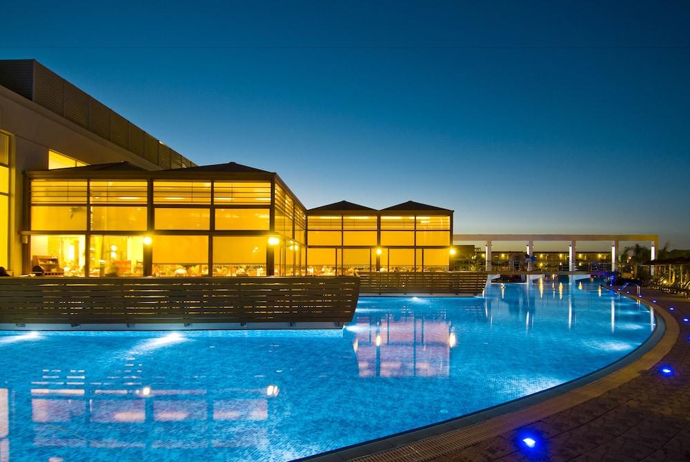 Blue Lagoon Resort Lambi  Exteriör bild